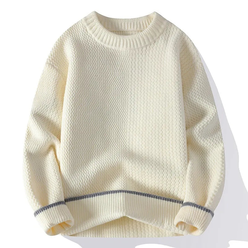 Men's loose fit round neck pullover sweater in polyester blend fabric for autumn wear