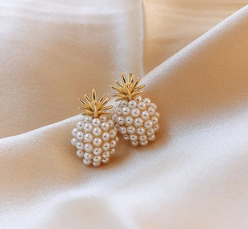 Korean-style gold pineapple starfish pearl alloy earrings with electroplated finish and gem inlay.