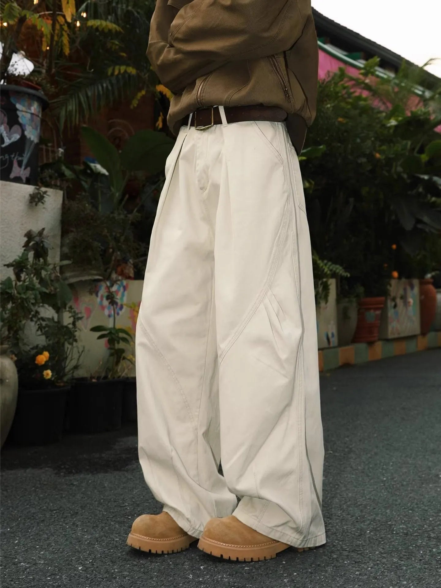 Men's pleated straight trousers in three colours with elastic waistband