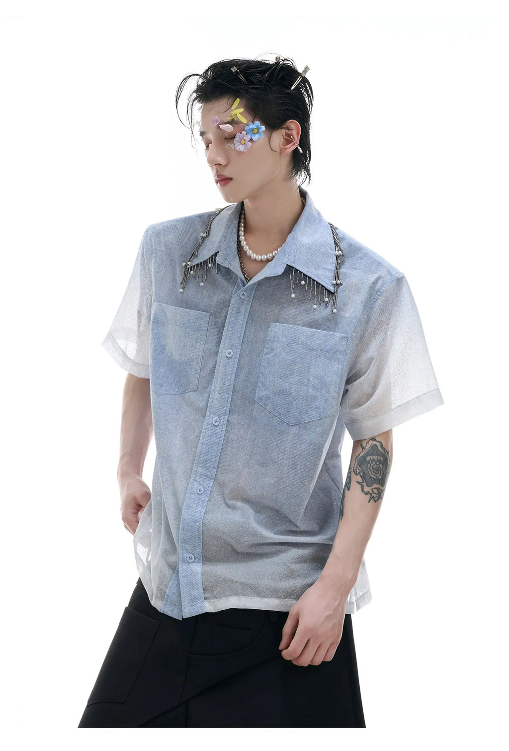 Men's blue and white gradient short sleeve shirt with quilted details and loose fit