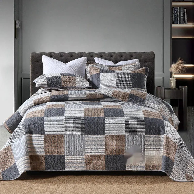 Pure cotton quilt cover set with pillowcases in American style floral pattern