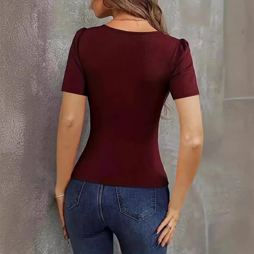 Women's wine red knitted pullover with low neckline and slim fit short sleeves