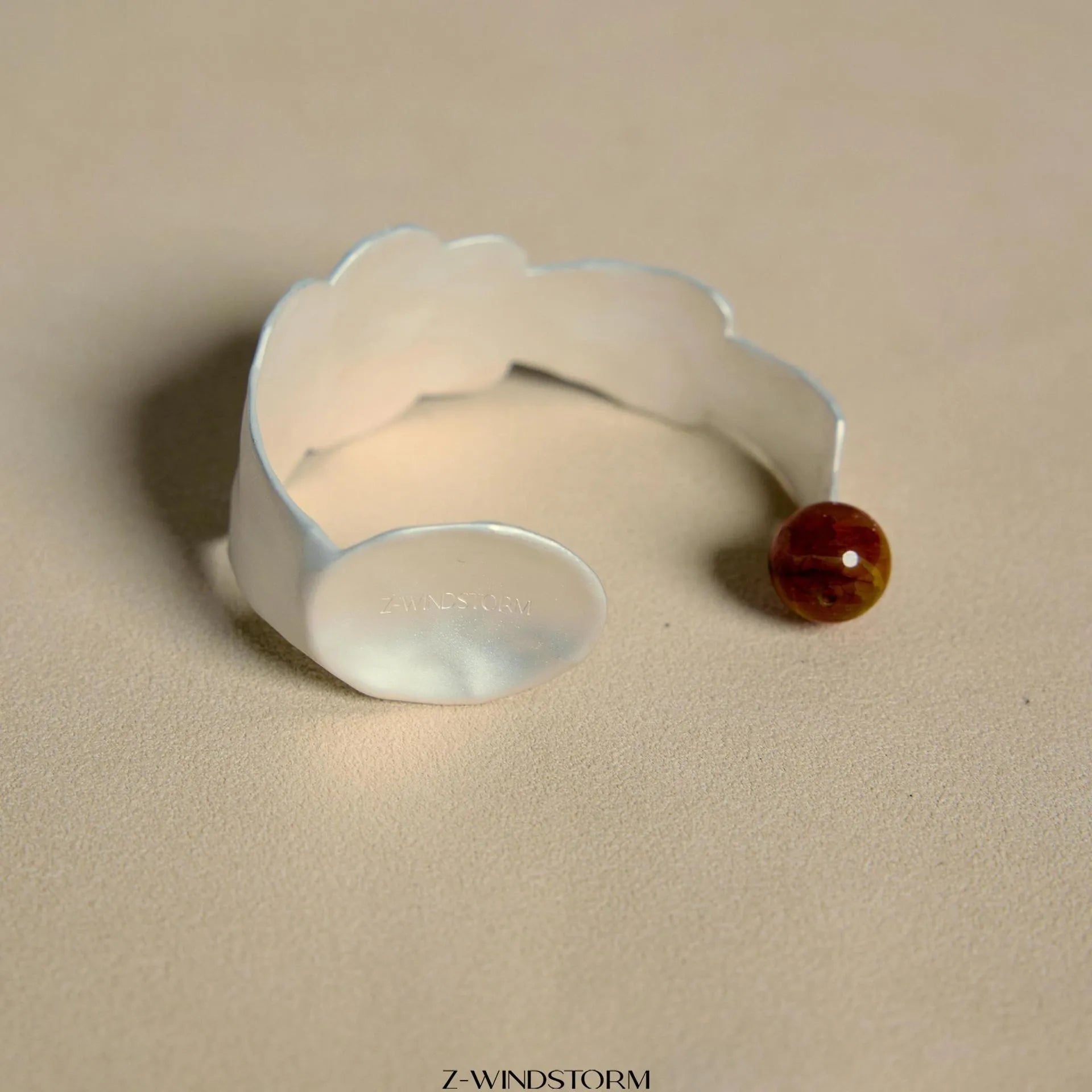 Electroplated alloy jewellery set with ring and bracelet featuring diamond-shaped small round spoon stewed pork charms