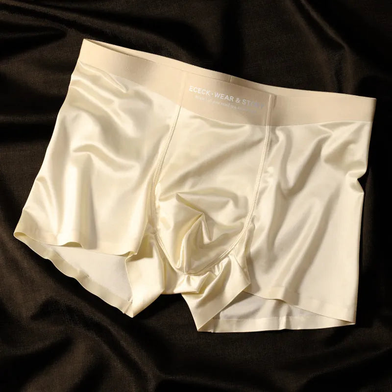 Men's colourblock ice silk seamless underwear in breathable nylon fabric on a white background.