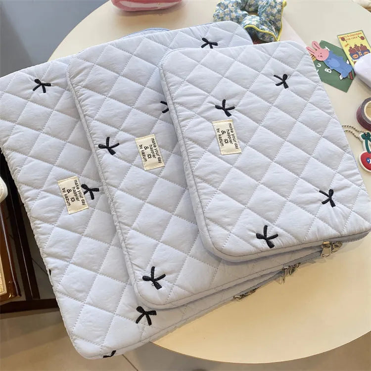 Embroidered rhombus bow design laptop storage bag in nylon material
