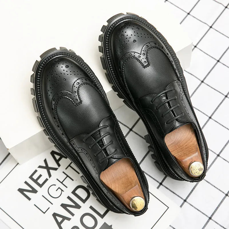 Men's black and brown brogue shoes with artificial PU uppers and round toe design