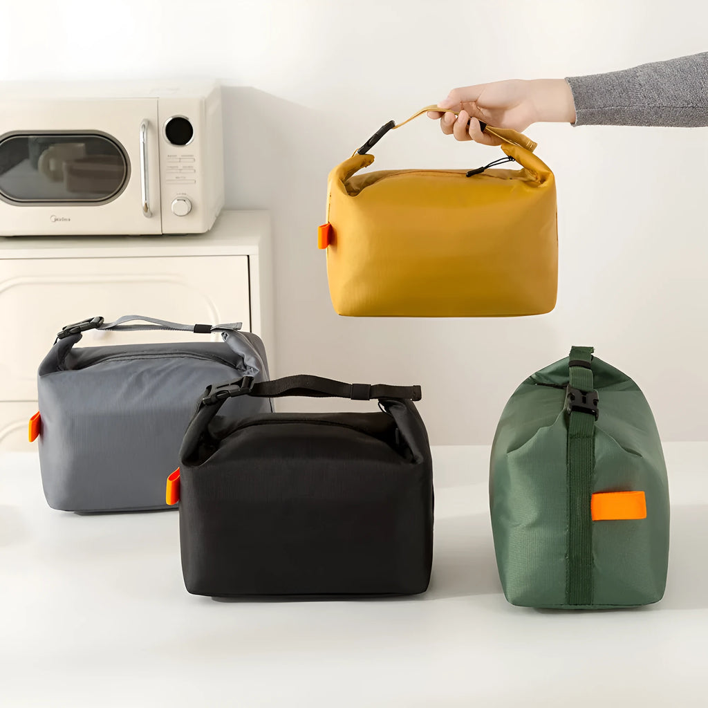 Japanese-style insulated lunch bag in Oxford cloth, shown in Army Green colour with a wide opening.