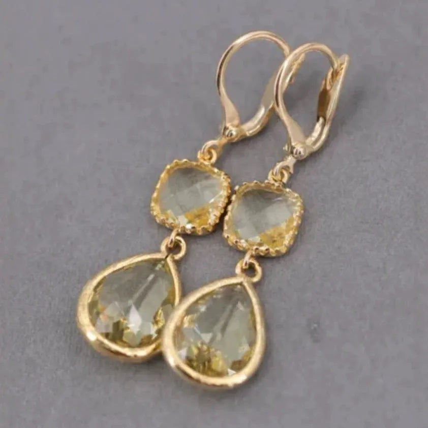 Gold geometric water droplet fringe earrings with retro styling for women's fashion