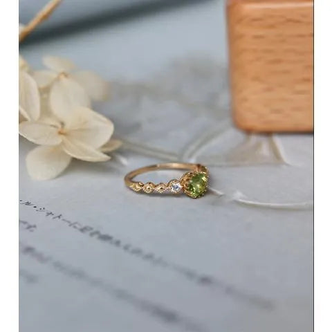 Copper geometric quadrilateral ring with imitation peridot stone in Japanese retro style