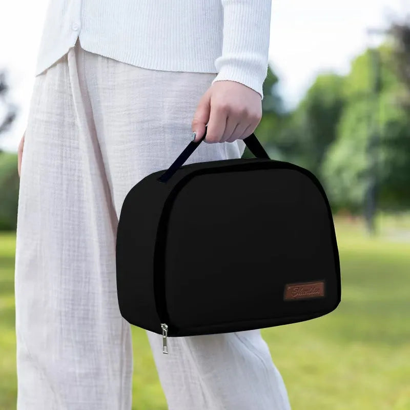 Insulated lunch box bag in textured cloth with large capacity for keeping meals warm and fresh