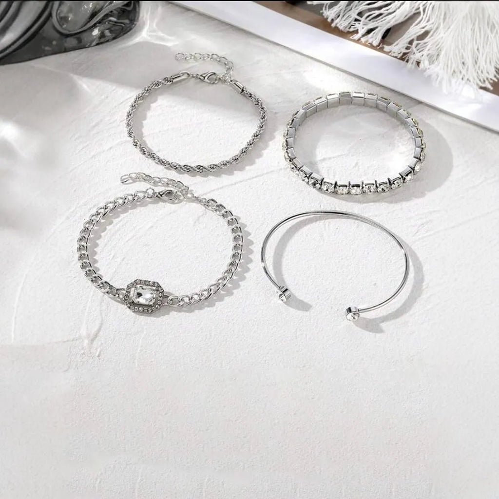 Four-piece alloy bracelet set with geometric square diamonds and metal chain in retro style