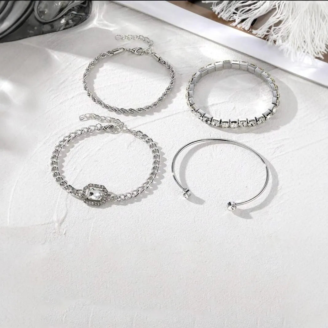 Four-piece alloy bracelet set with geometric square diamonds and metal chain in retro style