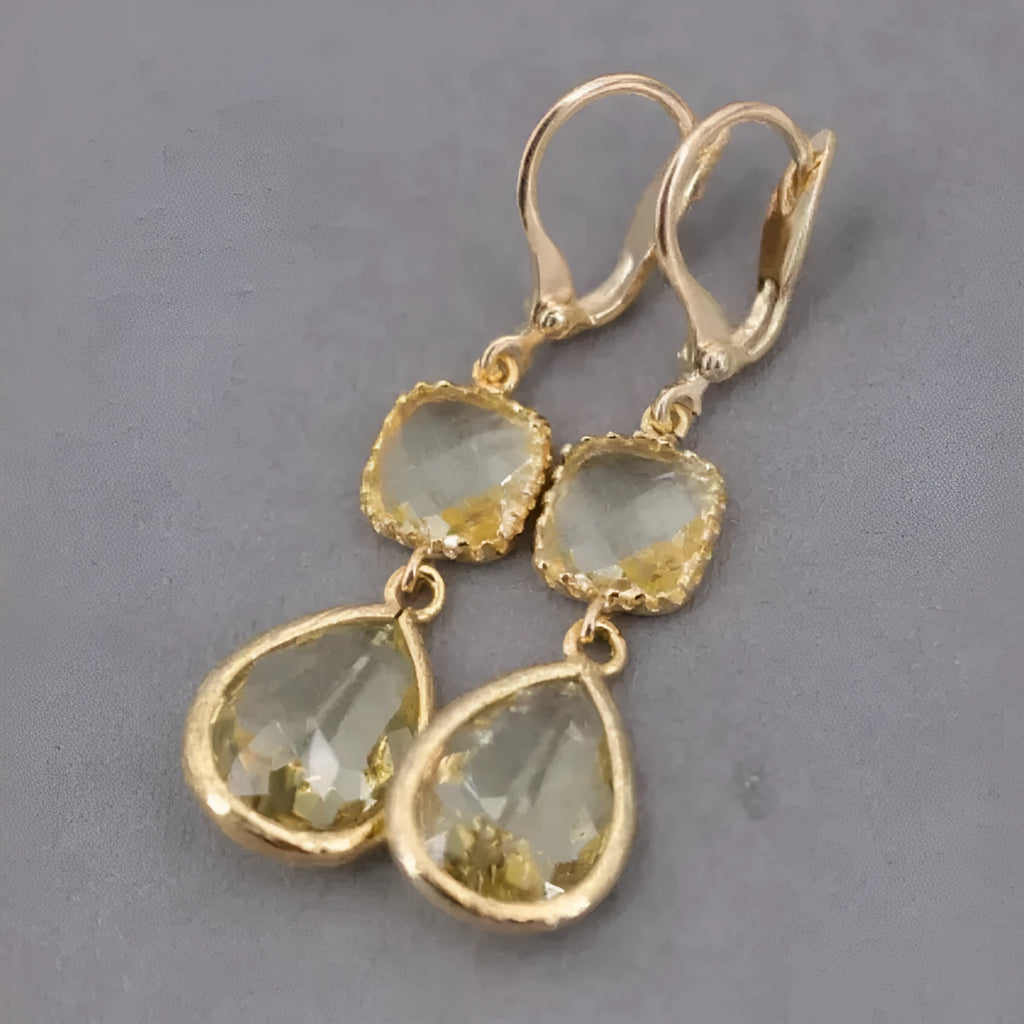 Gold geometric water droplet fringe earrings with retro styling for women's fashion
