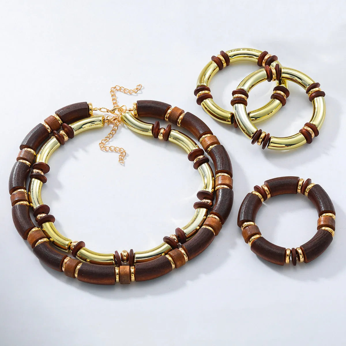 European exaggerated style multi-layer wooden necklace and bracelet jewellery set for women with alloy pendant