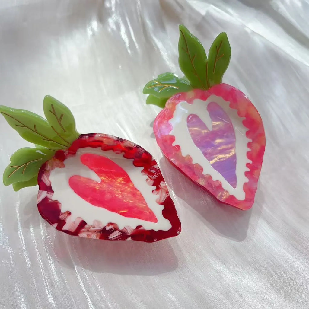 Red strawberry-shaped hair clip for girls with handcrafted pastoral style design