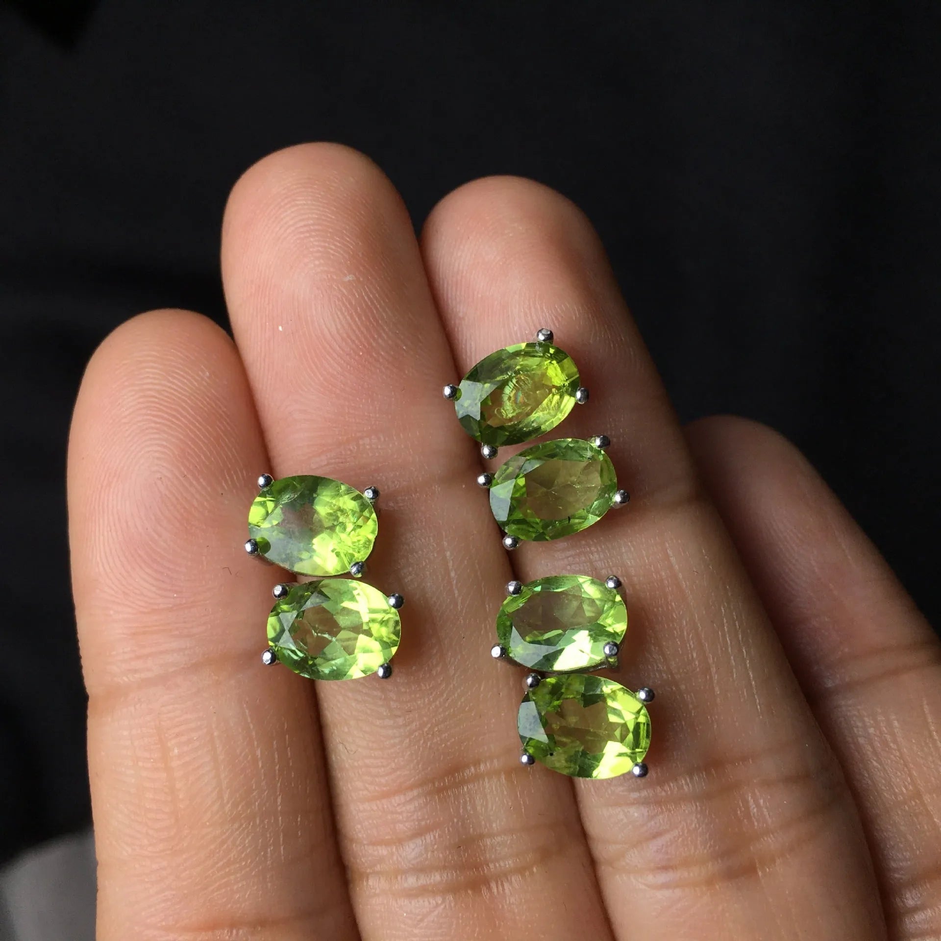 Natural olivine stud earrings S925 silver grass green gemstone geometric ellipse 6x8mm
