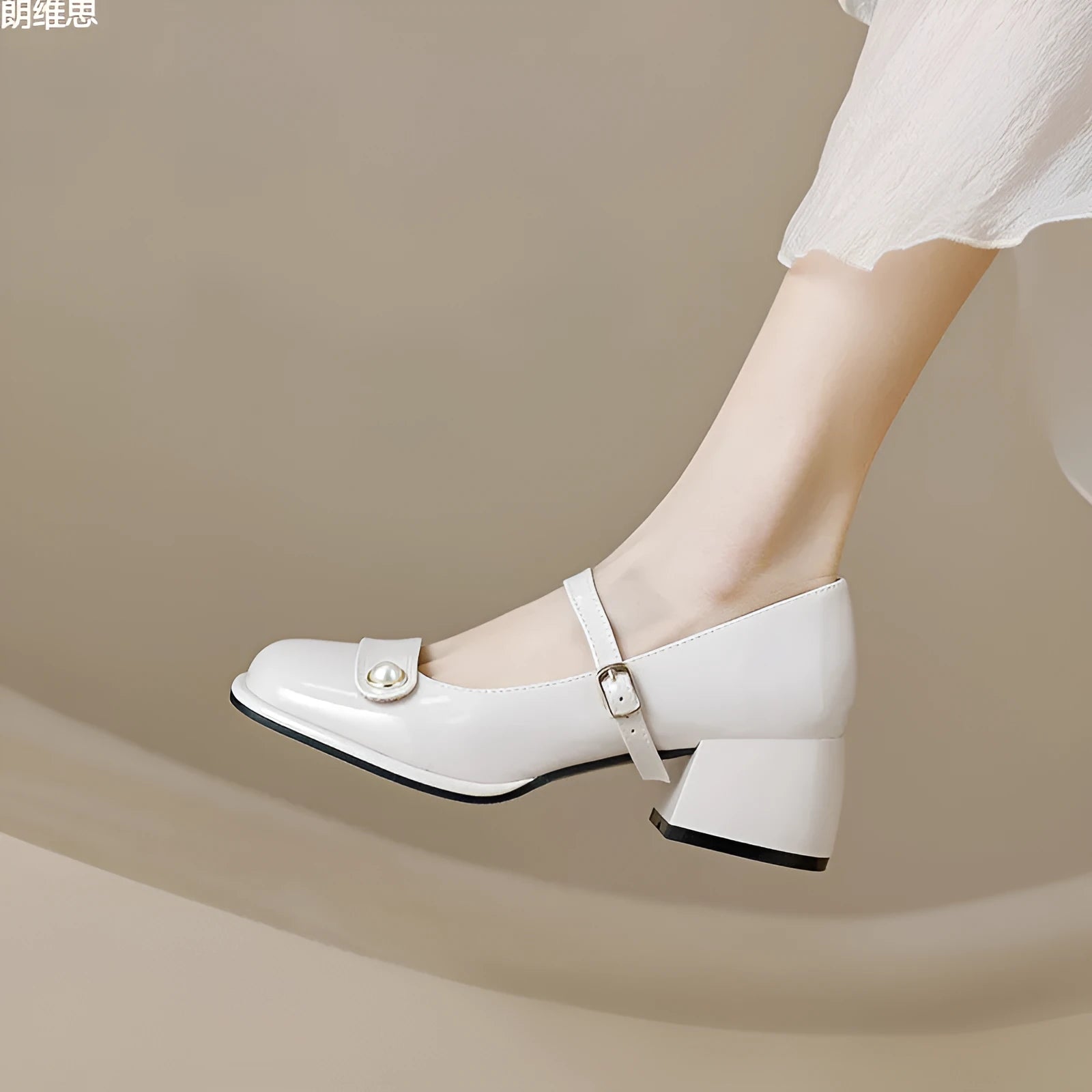 French style hiking shoes with patent leather upper, chunky heel, and square toe in apricot colour