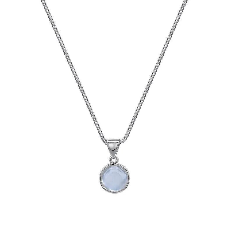 Korean-style women's oval pendant necklace with artificial crystal eight-point star charm on adjustable box chain