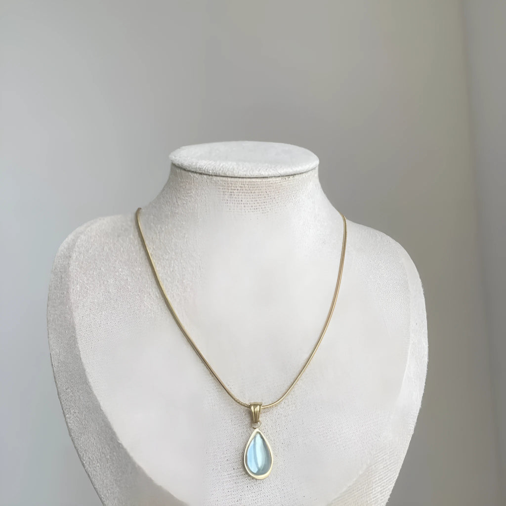 Retro blue and green water drop necklace with titanium steel chain and mixed gemstone pendant