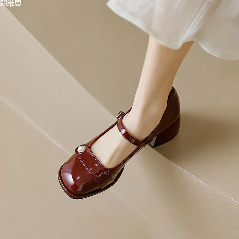 French style hiking shoes with patent leather upper, chunky heel, and square toe in apricot colour