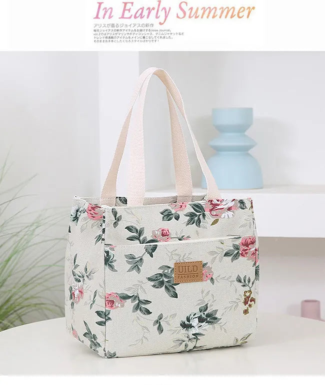 Women's printed canvas bag with aluminium frame in floral pattern and colour variations
