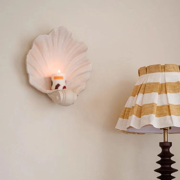 White resin simulation shell fruit plate ornament for decorative storage and display