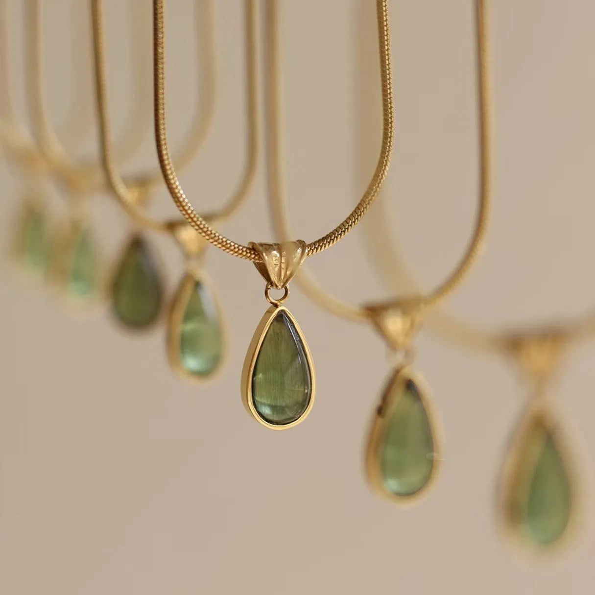 Retro blue and green water drop necklace with titanium steel chain and mixed gemstone pendant