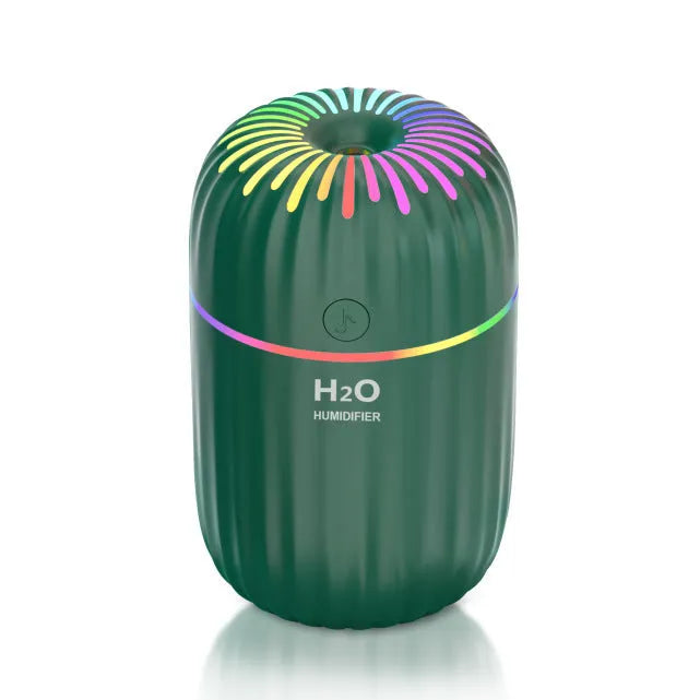 Mini car-shaped USB humidifier with animal design in green, pink or white colours for household aromatherapy and air humidification