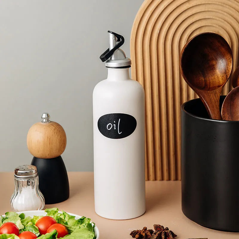 Ceramic oil pot with 650ml funnel in black, coffee, or white colour options