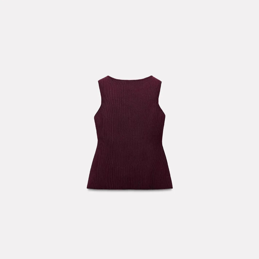 Slim fit sleeveless vest cardigan in viscose fibre with 3D pattern in dark red and white colour options