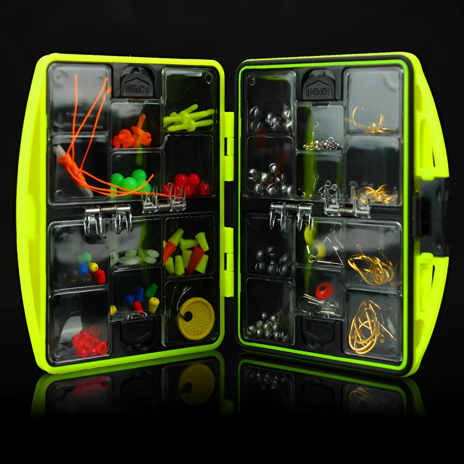 Rock fishing accessories combination kit with 184 pieces on a blister card.