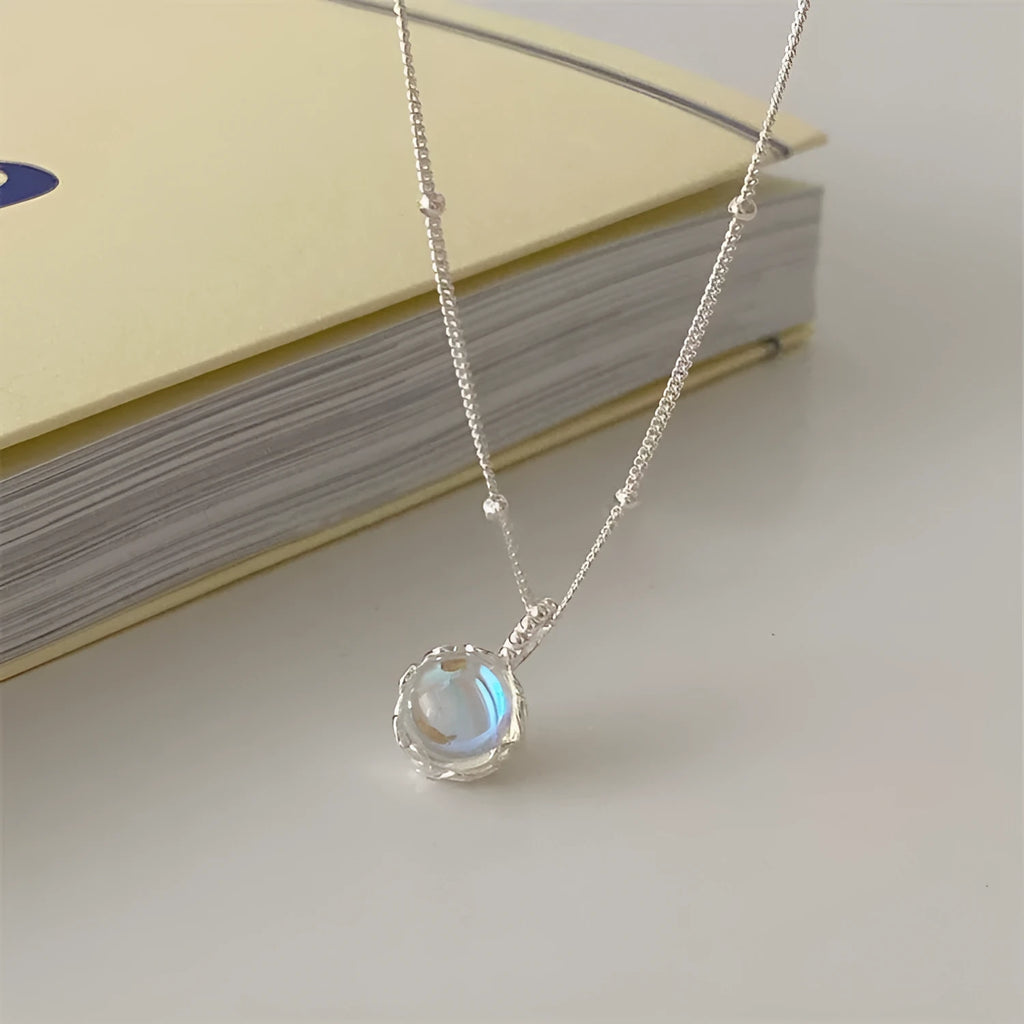 Silver geometric ornamental stone necklace on curb chain with adjustable 41-50cm length
