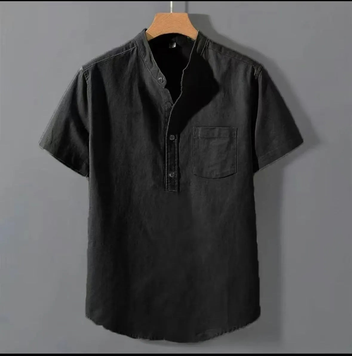 Men's casual linen shirt with stand collar and short sleeves in slub cotton fabric, loose fit