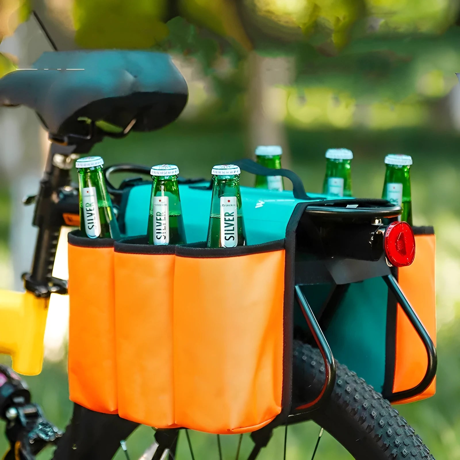 Double-sided black bicycle beverage bag made of 600D PVC with 2L capacity for cycling
