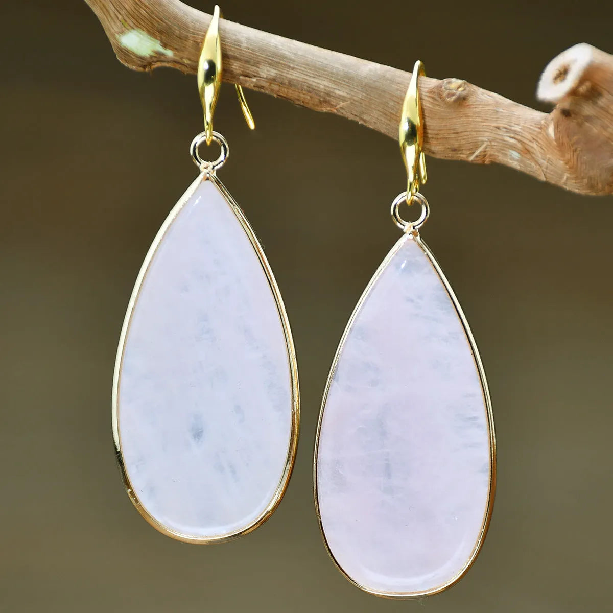 Vintage drop-shaped stone earrings in Tigereye, amethyst, pink crystal, Redstone, or turquoise colours.
