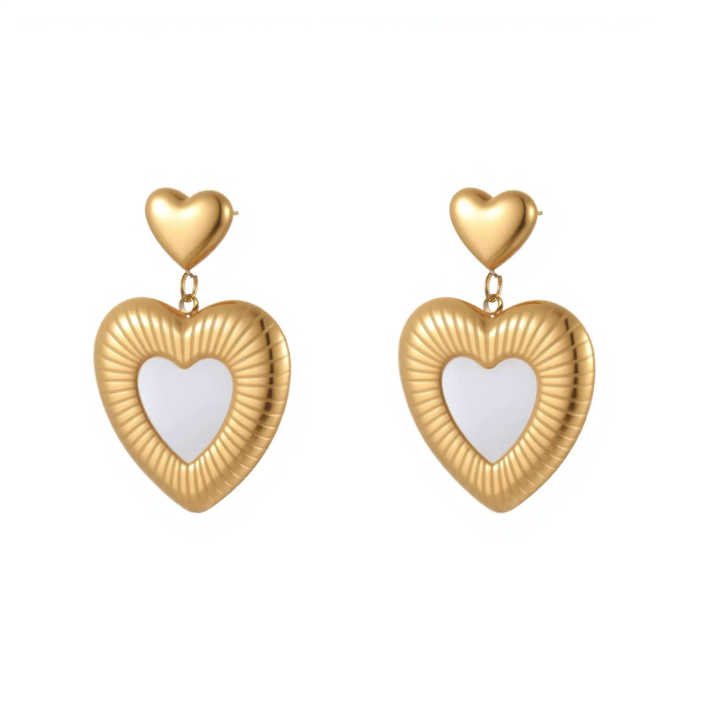 Gold heart-shaped fritillary earrings for women with stainless steel construction and 18K gold electroplating