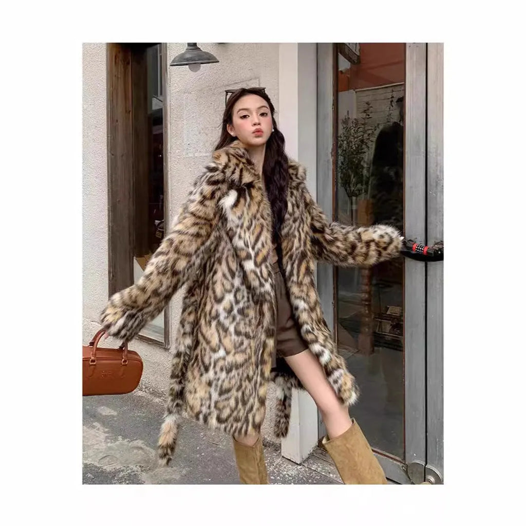 Women's faux fur street fashion coat with fur collar in 80cm length