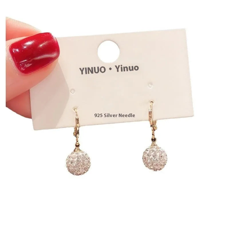 Women's zircon earrings with electroplated finish in geometric rose designs on copper