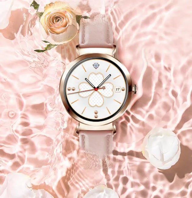 Zinc alloy smart bracelet with 1.28-inch colour display on wrist