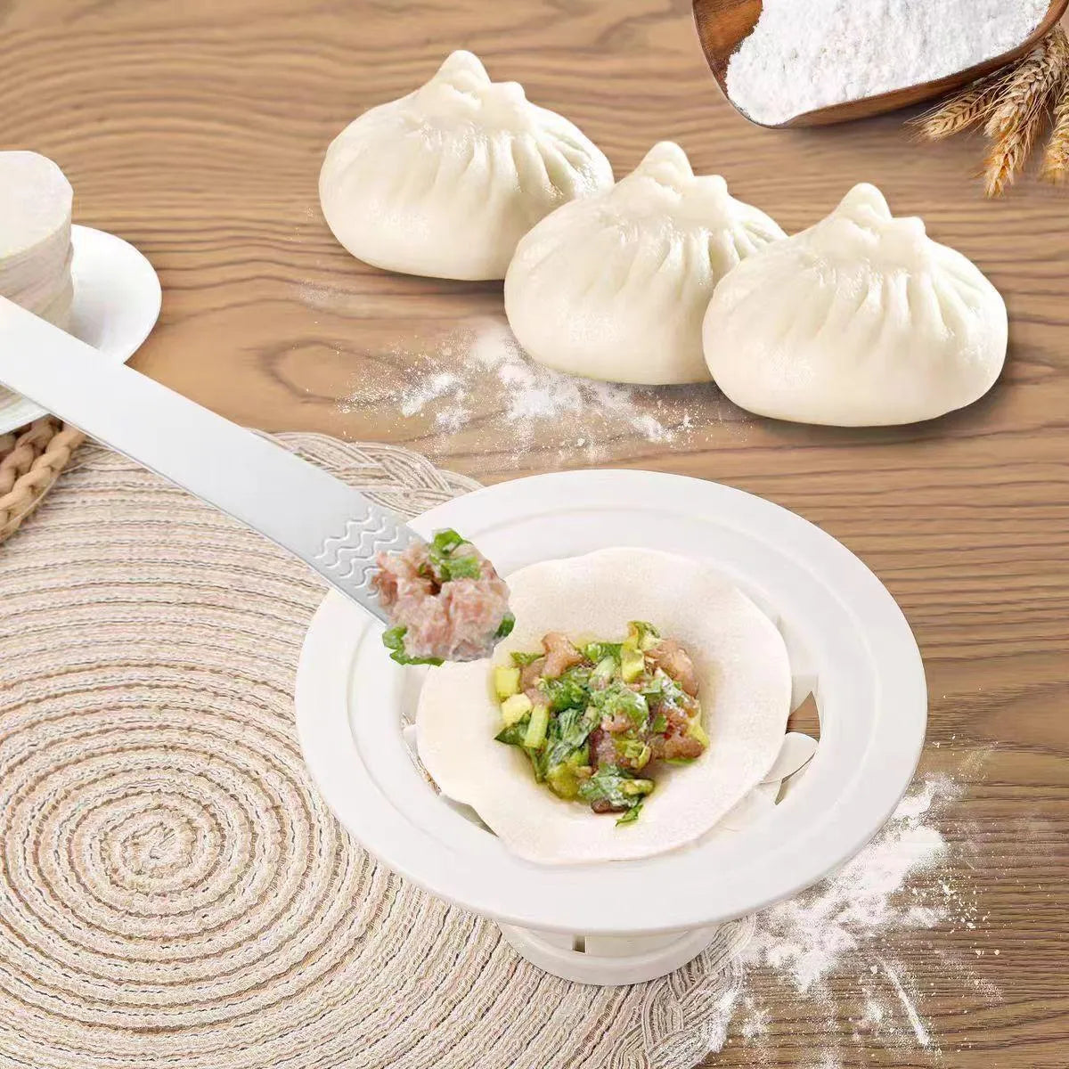 Black Jinkali kitchen mould set of 4 pieces for shaping steamed buns and dumplings with decorative patterns