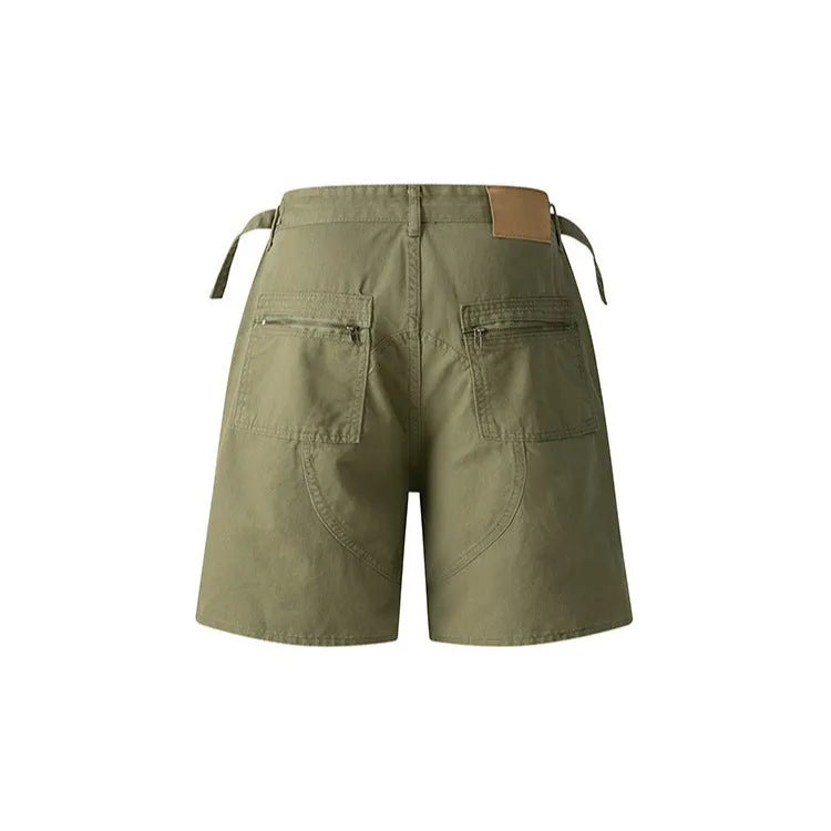 Retro washed cotton workwear shorts with half elastic waistband in loose fit