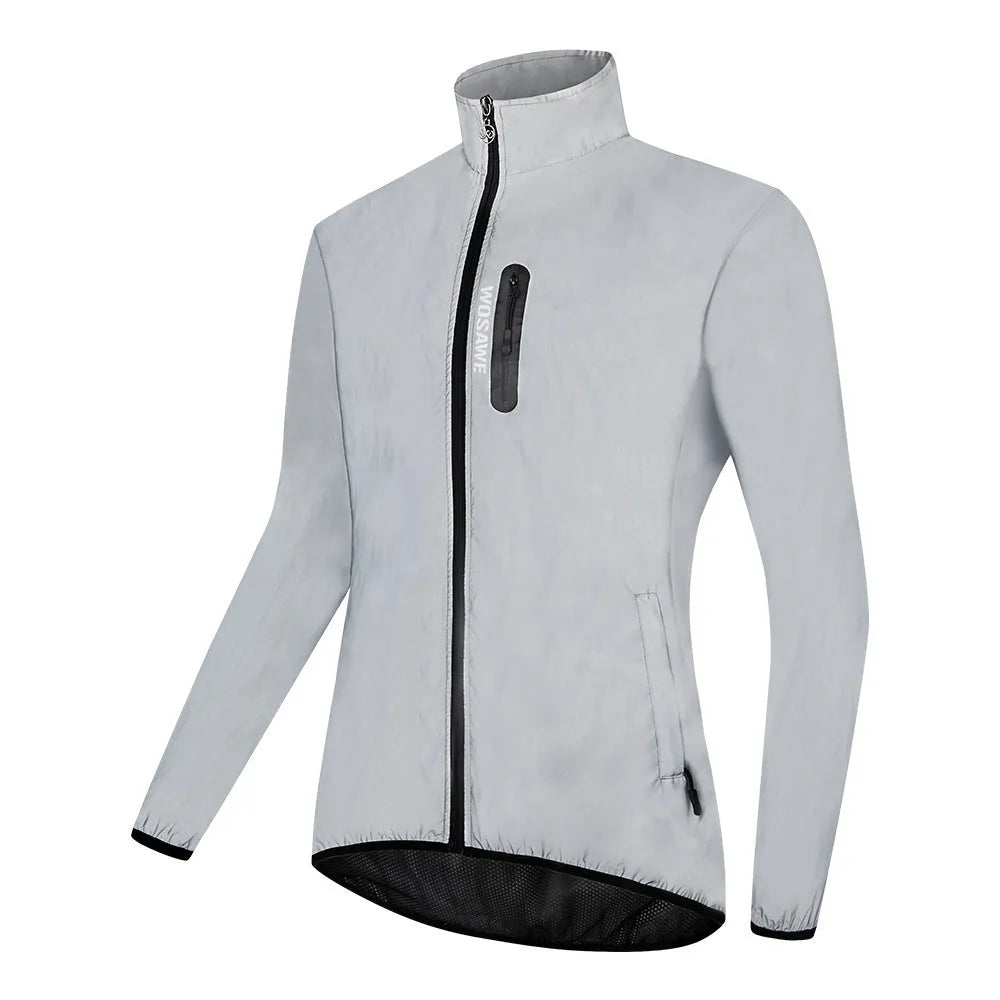 Silver waterproof polyester long sleeved top with European sizing from S to 3XL displayed front view