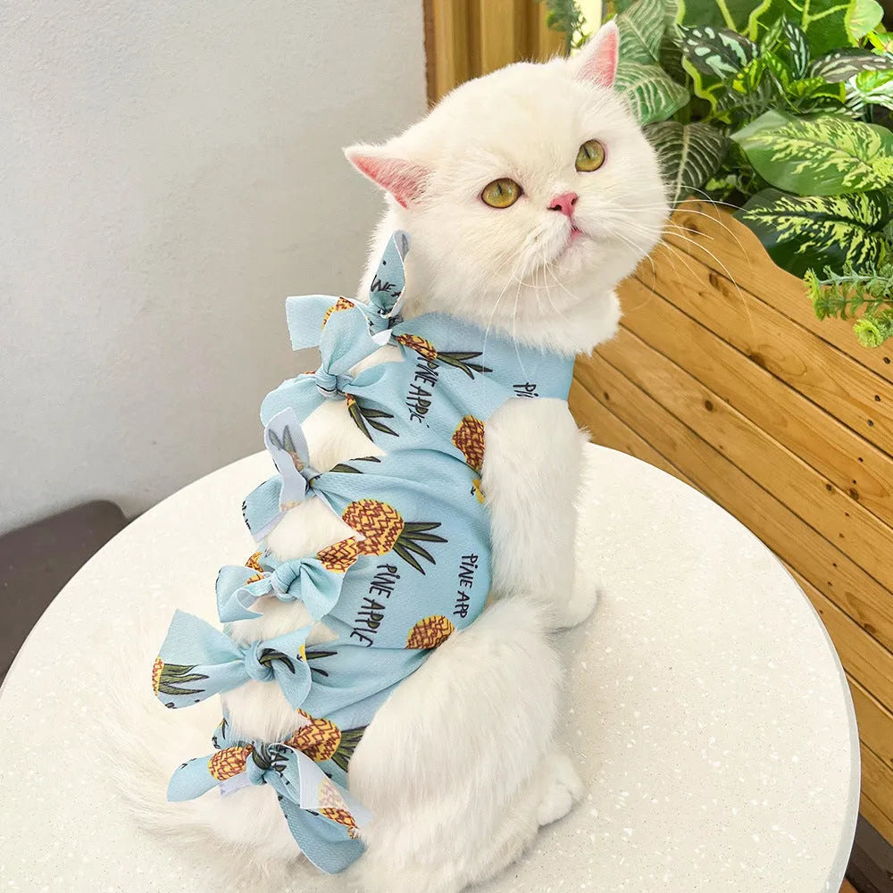 Lace-up cat sterilization clothing in polyester fabric for post-operation recovery