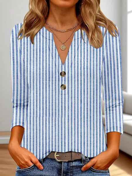 Women's casual V-neck top with 3D pattern in loose fit Japanese style