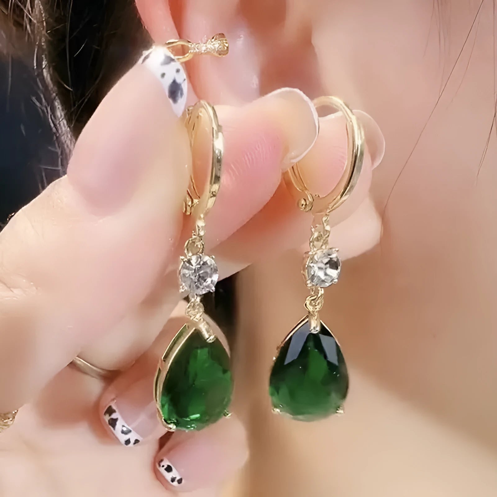 Geometric green alloy teardrop drop earrings with emerald colour and lightweight construction