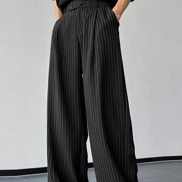 Black men's trousers with vertical stripes and front pleats in rabbit hair bamboo fibre fabric