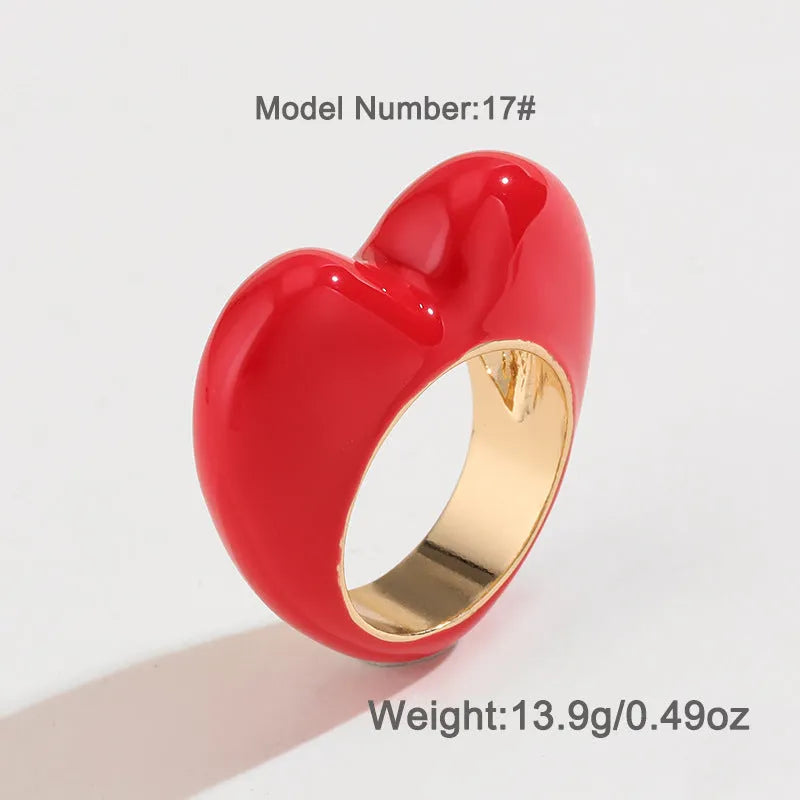 Heart-shaped zinc alloy ring with three-dimensional enamel decoration in colour options