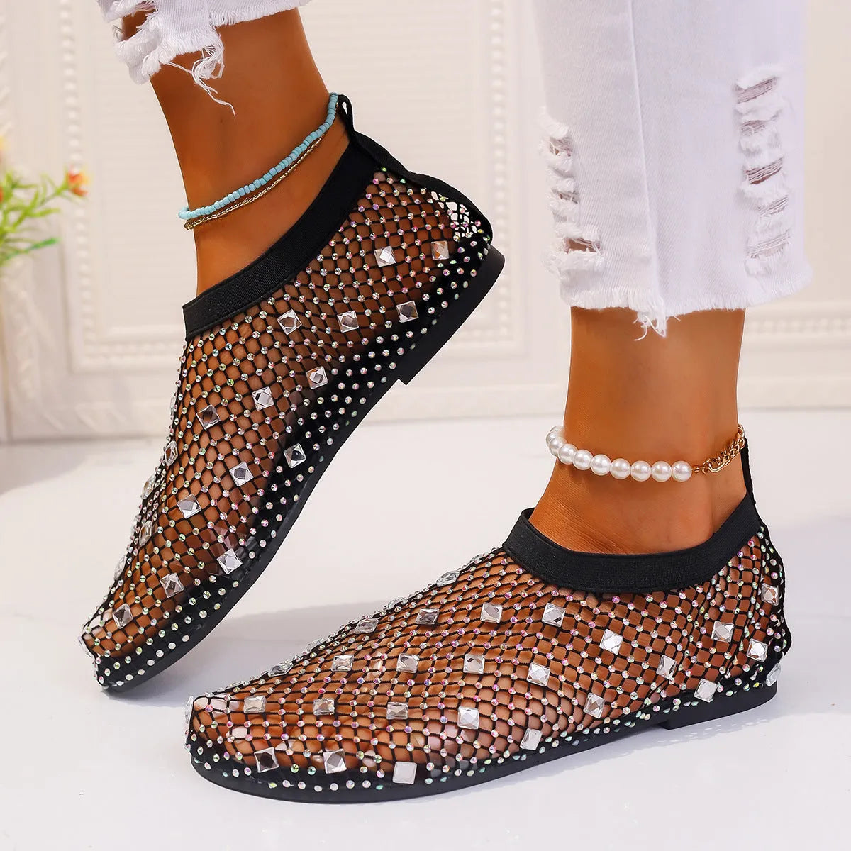 Women's flat mesh sandals with colourful rhinestone decoration on round toe design