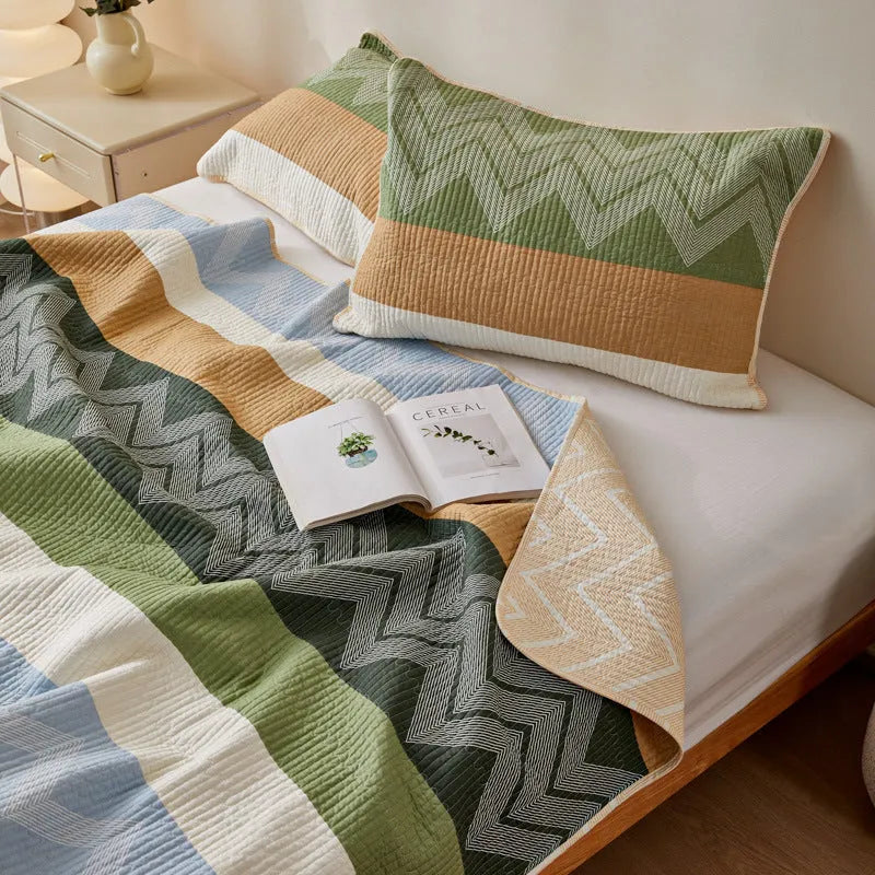 Pure cotton printed bed sheet set for 2.2 metre beds in modern simplicity style