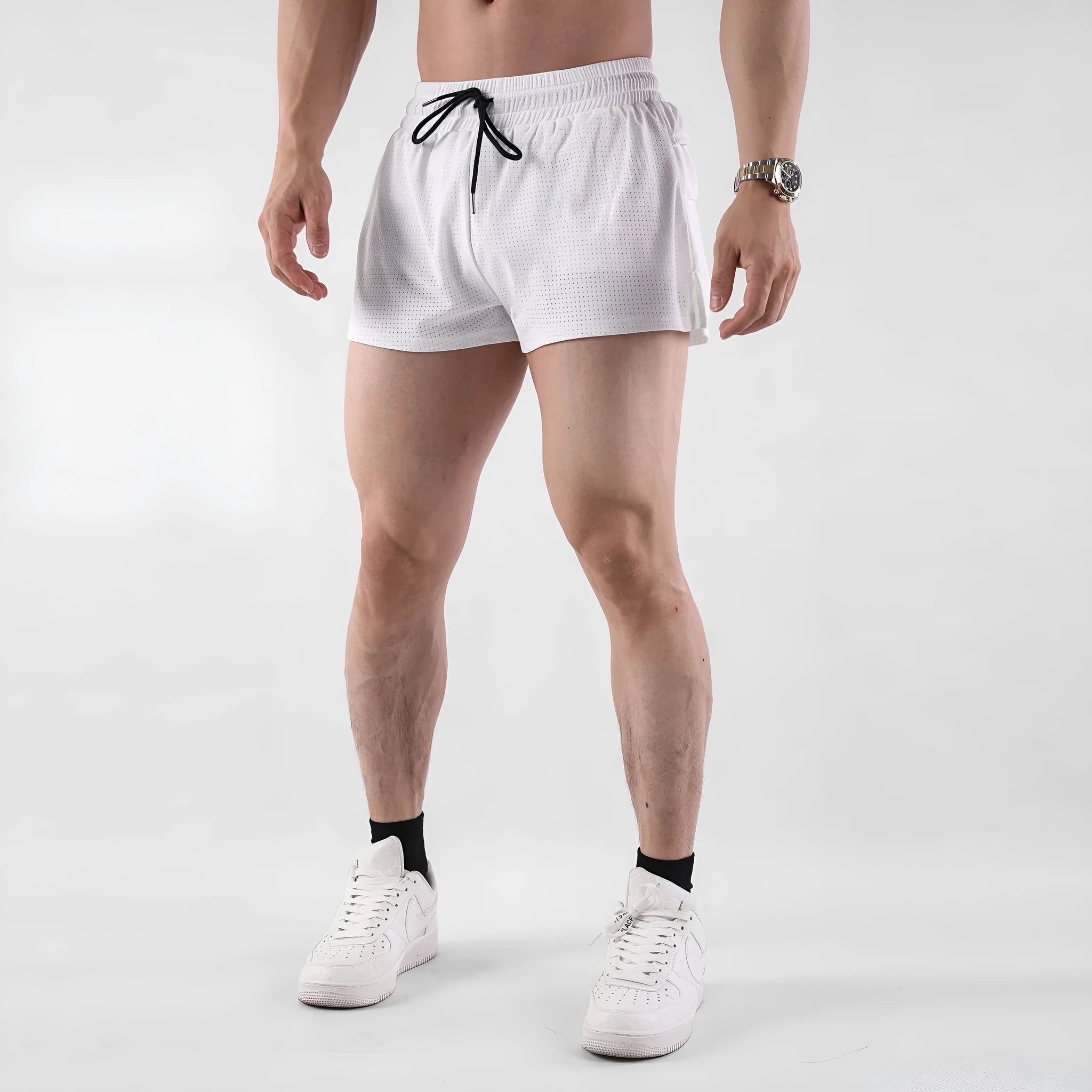Men's quick-drying nylon summer shorts in white or black with mid waist design